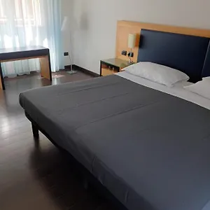 Luxury Station , Padova Italy